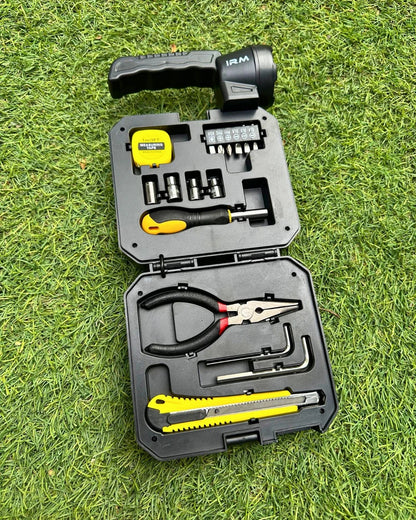 Kit Master con Linterna LED (7 en 1)